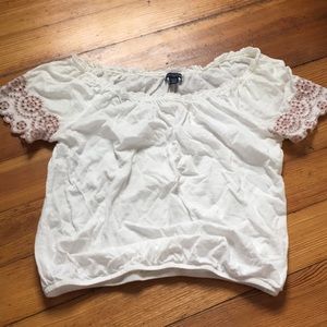 American Eagle crop top